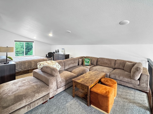New Black Hills Home Next to Wind Cave National Park