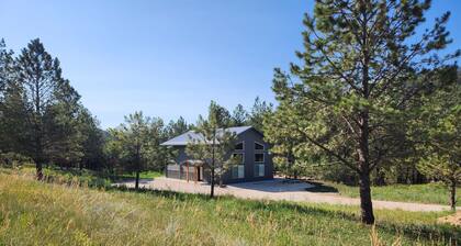 New Black Hills Home Next to Wind Cave National Park