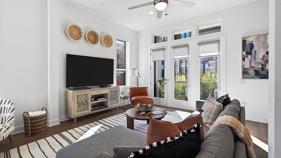 Rooftop Living in Central Austin Near UT, Dining & Music Concordia Retreat by Avantstay