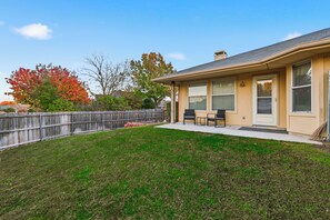 Exterior - Lux Cozy 5B2B Home for Families (Frisco)