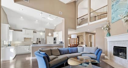 Spacious Cozy 4B Home in Frisco