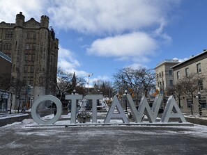 Rom, 2 queensize-senger, byutsikt | Diverse