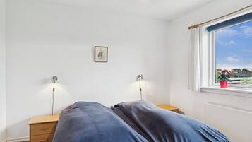 4 bedrooms, WiFi (free)