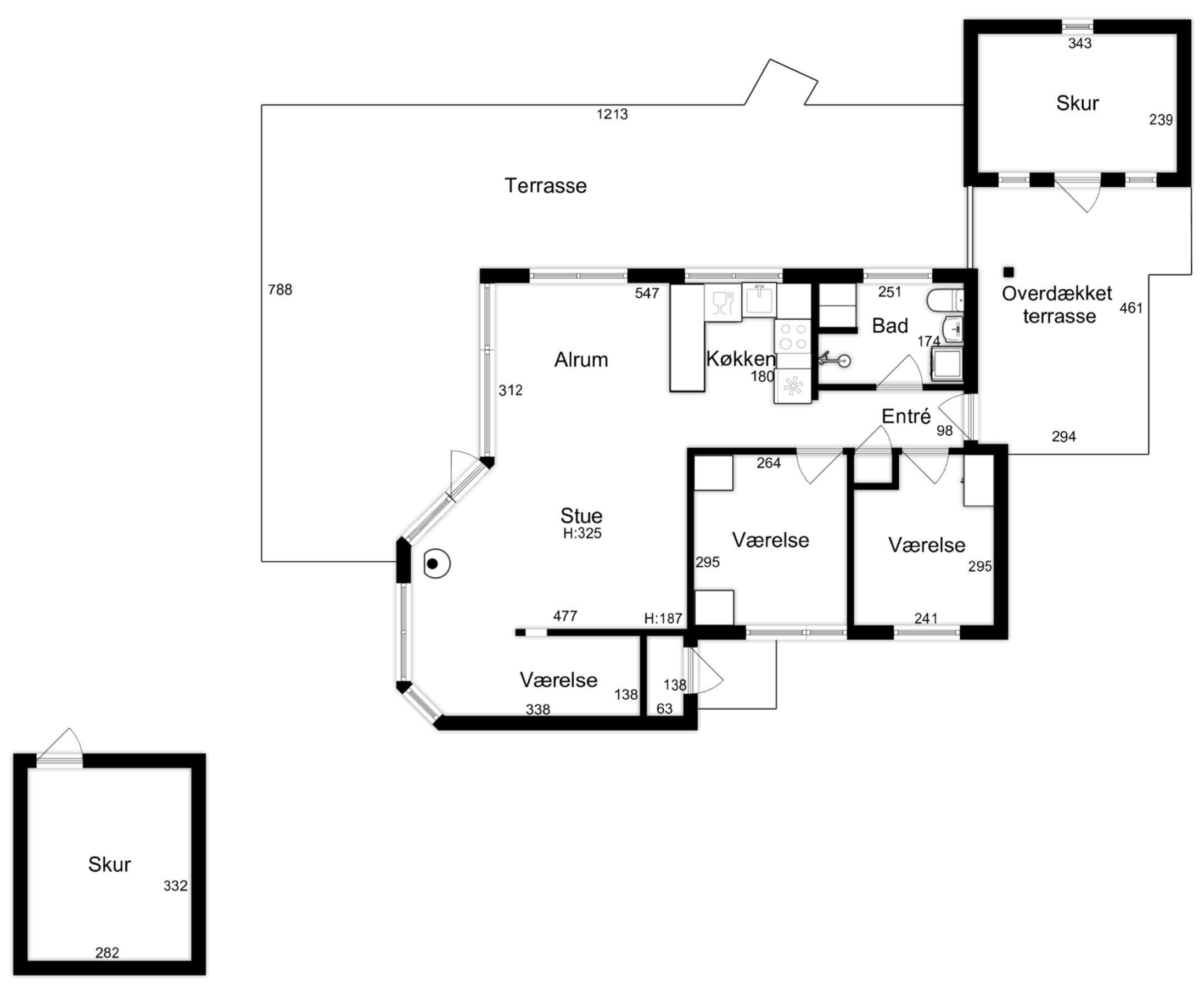 A hotel floor plan with multiple rooms, including a terrace, a kitchen, and a bathroom.