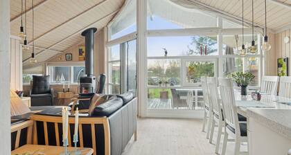 Beautiful summer house from 2008 outdoor spa
