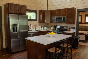 Private kitchen - Pigeon Forge - Quiet, Firepit, & Private Hot Tub (Sevierville)