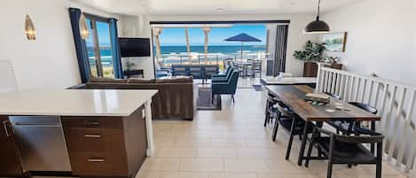 Condo, Multiple Beds, Balcony, Ocean View | Interior