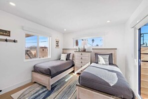 Maison, plusieurs lits, bain à remous, vue océan | 4 chambres, décoration personnalisée, ameublement personnalisé