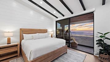 House, Multiple Beds, Hot Tub, Ocean View | 4 bedrooms, individually decorated, individually furnished, bed sheets