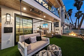 House, Multiple Beds, Hot Tub, Ocean View | Terrace/patio - Beachfront Sunset (San Diego)