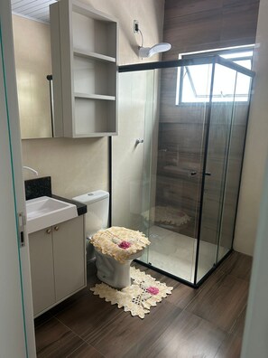 Towels, soap, toilet paper - Ypê Residence - Entire Space (São Lourenço do Oeste)