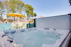 Outdoor spa tub - Cheerful Home, with Big Private Fenced Yard, & Big Hot Tub (Burleson)