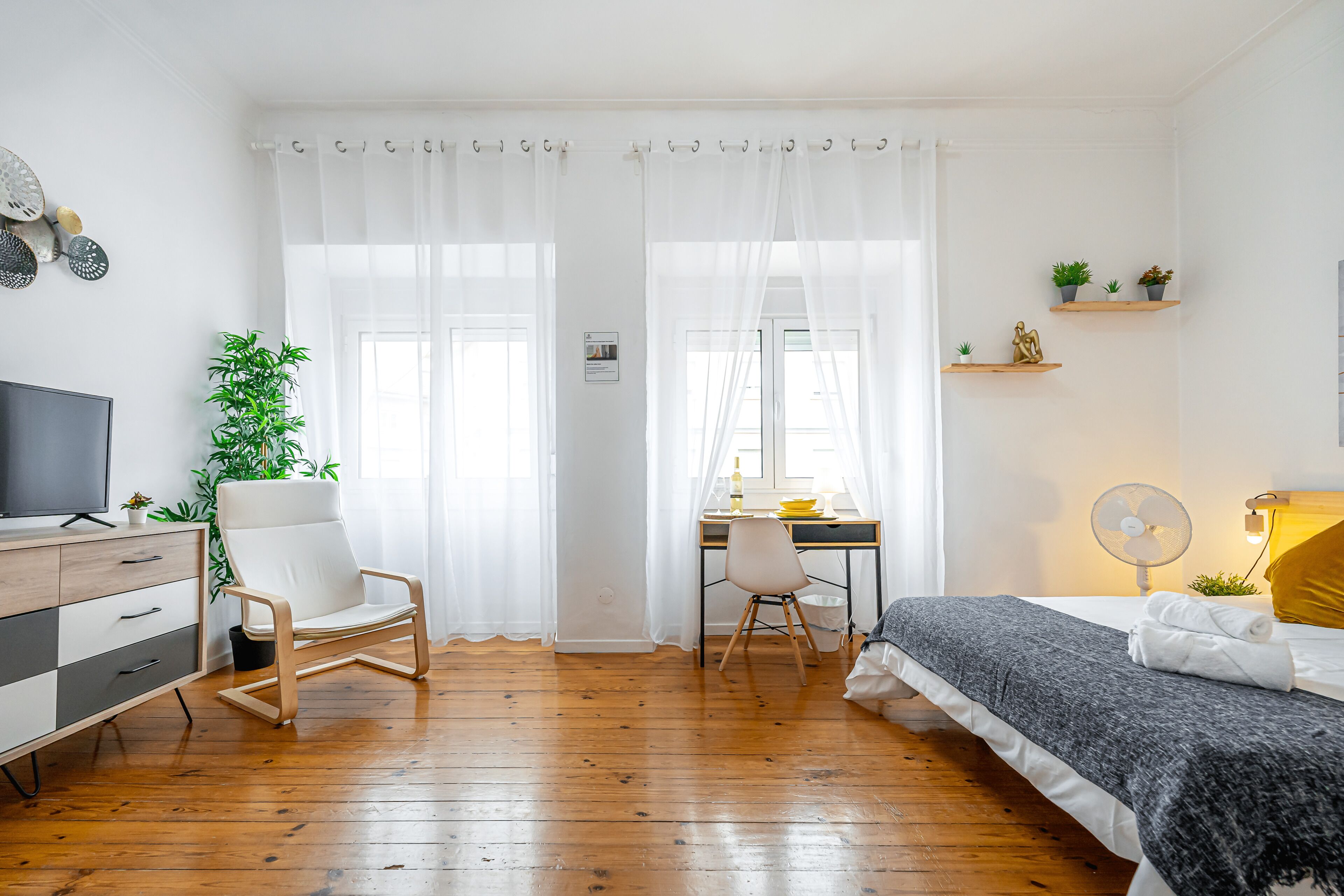 Double Room | Desk, laptop workspace, free WiFi