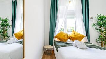 Economy Double Room | Desk, laptop workspace, free WiFi