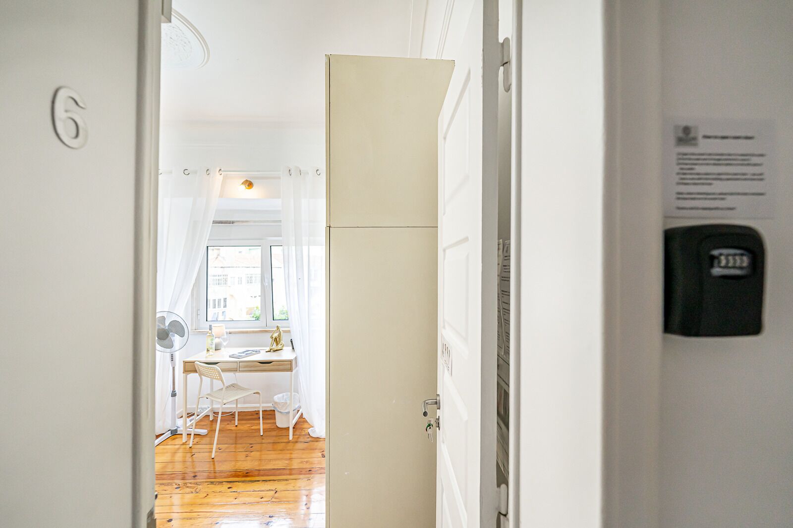 Economy Single Room | Interior