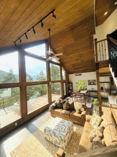 Bear house in the mountains, Cuchara Co.