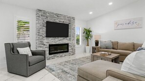 Smart TV, fireplace, video games, table football - Seacret EsCape | Heated Pool + Game Room + Lanai (Cape Coral)
