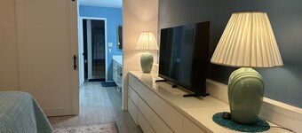 Cozy 1-bedroom studio with AC in charming Sun Lakes active adult community