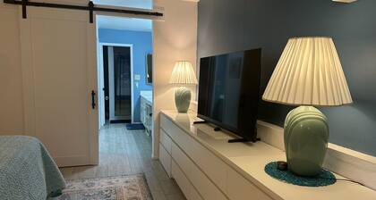 Cozy 1-bedroom studio with AC in charming Sun Lakes active adult community