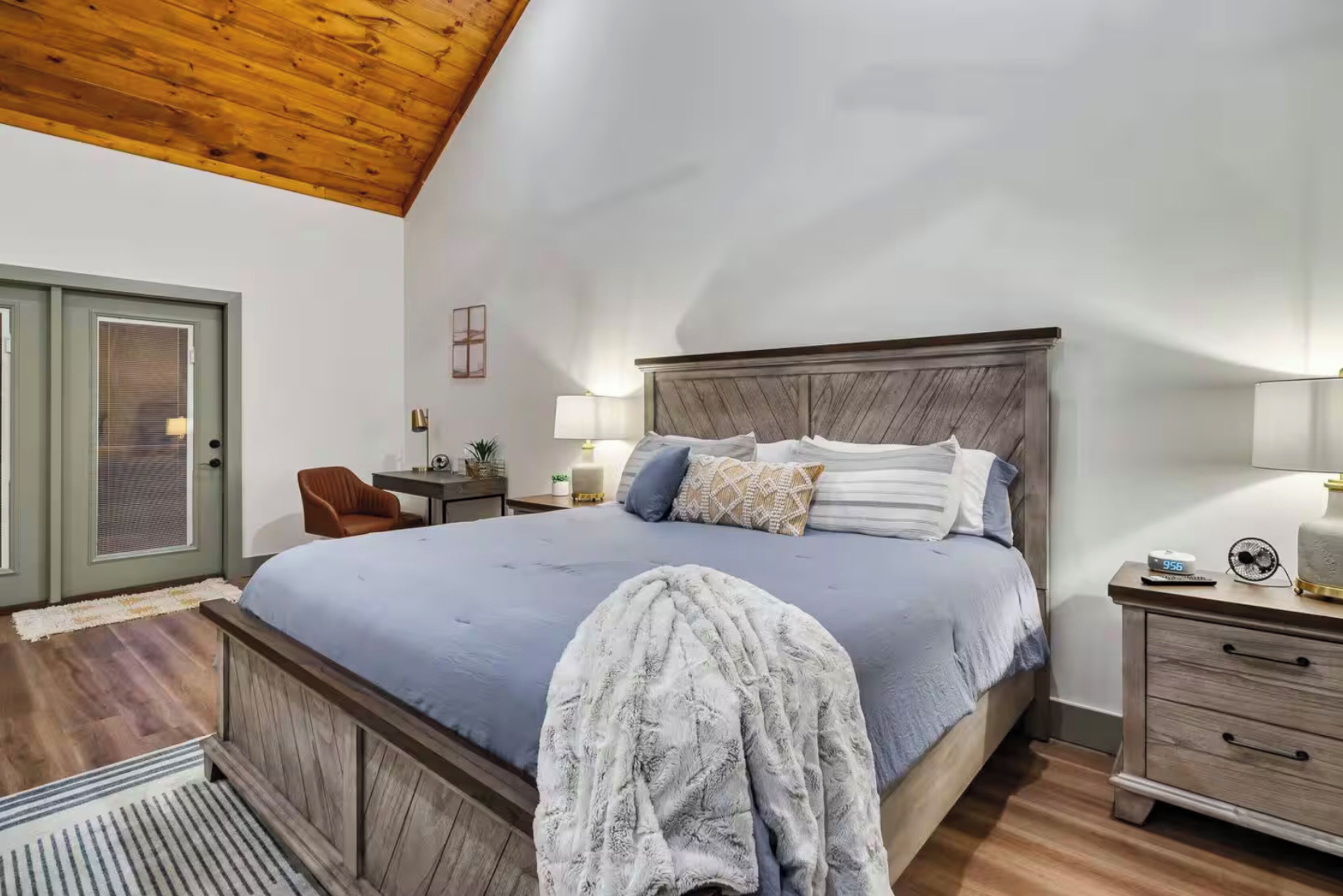 1 chambre, bureau, Wi-Fi gratuit, draps fournis