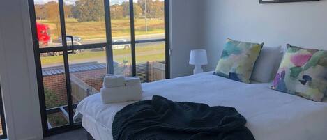 3 Schlafzimmer, Bügeleisen/Bügelbrett, kostenloses WLAN, Bettwäsche