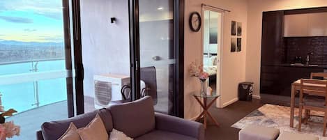 Fernseher, Arbeitsbereiche