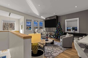 Interior - Luxury Canmore Mountain Retreat|Hot Tub|Sleeps14|4BR+DEN ( BL# RES-11738 ) (Canmore)