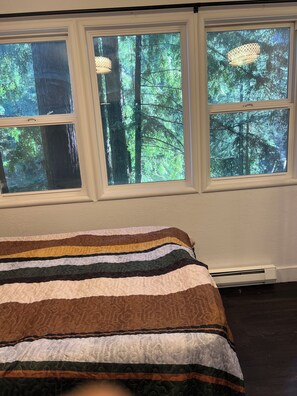 2 bedrooms, WiFi, bed sheets - Beautiful 2-bedroom house in Felton perfect for a relaxing getaway (Felton)