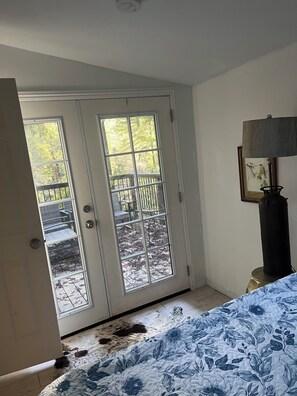 Interior - Beautiful 2-bedroom house in Felton perfect for a relaxing getaway (Felton)
