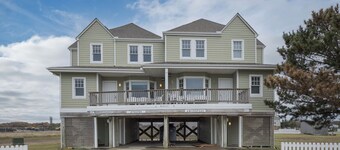 7766 - Striper, Spacious 3BR, 2.5BA home in Buxton, perfect for families.