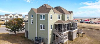 7766 - Striper, Spacious 3BR, 2.5BA home in Buxton, perfect for families.