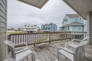Terrace/patio - 7766 - Striper, Spacious 3BR, 2.5BA home in Buxton, perfect for families. (Buxton)