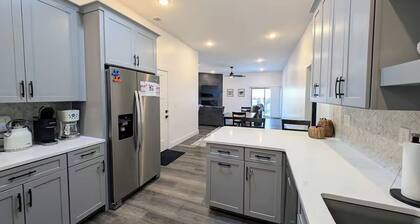 Modern 3BR Home near Park