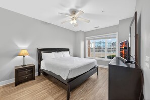 3 bedrooms, iron/ironing board, free WiFi, bed sheets - Relax by the Pool Near Beach & Golf Courses | Magnolia Pointe Luster Leaf 4833-105 (Myrtle Beach)