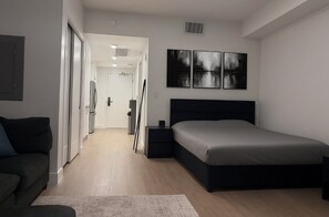 1 bedroom, iron/ironing board, WiFi, bed sheets