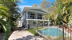 Exterior - The Palms - Hervey Bay Beachside Retreat with Pool (Toogoom)