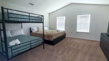 Family House, Courtyard View | Blackout curtains, iron/ironing board, free WiFi