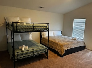 家庭獨棟房屋, 庭園景觀 | 遮光布/窗簾、熨斗/熨衣板、免費無線上網