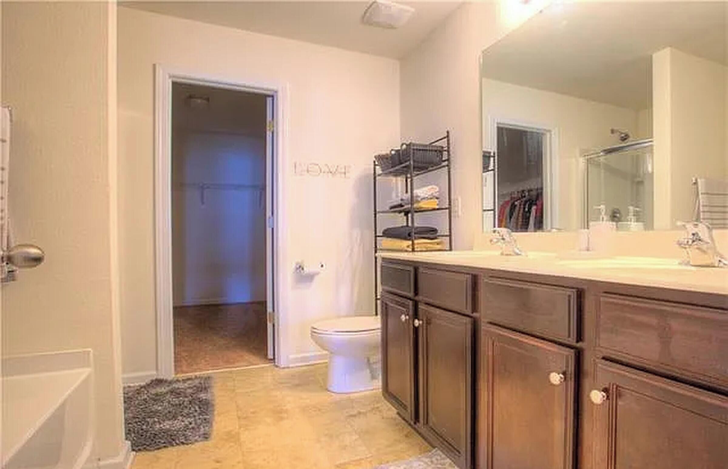 Family House, Courtyard View | Bathroom