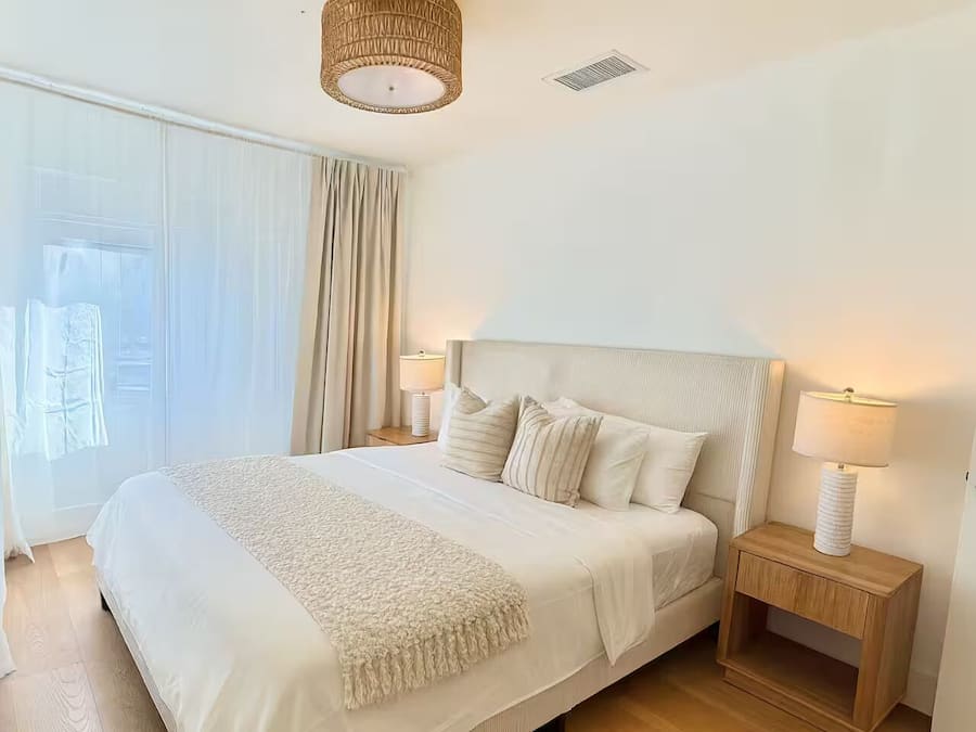 Apartment, 3 Bedrooms | Blackout drapes, iron/ironing board, free WiFi