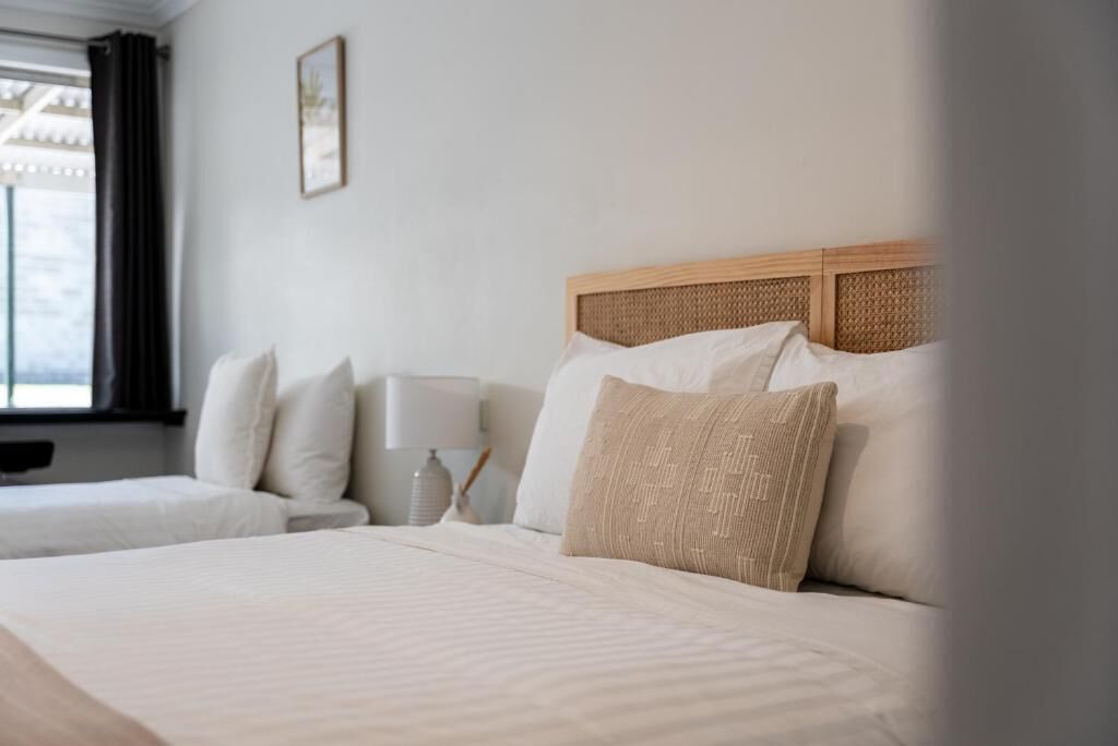 Deluxe Double Room | Blackout curtains, iron/ironing board, free WiFi