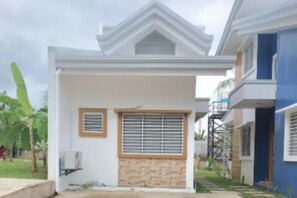 Villa Exclusive, balcon, vue jardin | Extérieur