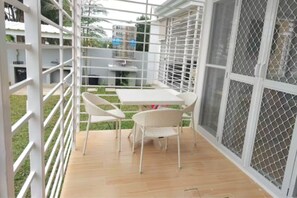 Exclusive Villa, Balcony, Garden View | Outdoor dining - G&R Carcar Property (Carcar)