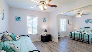 Iron/ironing board, WiFi, bed sheets