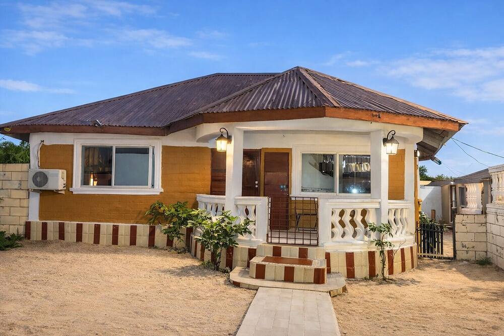 D-KobieS Guest House