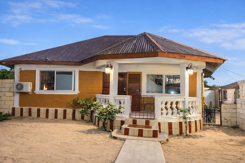 D-KobieS Guest House