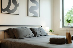 Apartment, Non Smoking | Free WiFi - Above The Roots - Stylish Square (Washington)