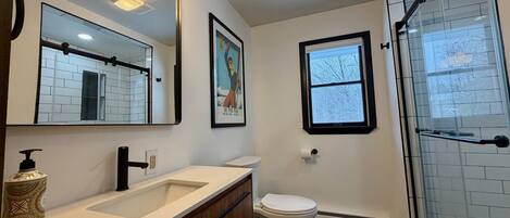Shower, towels