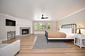 6 bedrooms, desk, iron/ironing board, free WiFi - Casa Fuerte - Valley Estate w Pool, Hot Tub, Sports Court (Temecula)
