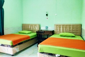 Standard Double or Twin Room, Non Smoking - Hotel Antik (Kabupaten Bandung)